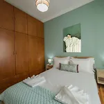 Sunny Nest, Walk To Old Harbour Apartment *