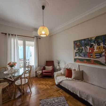 Apartament Sunny Nest, Stylish & Bright Urban Retreat